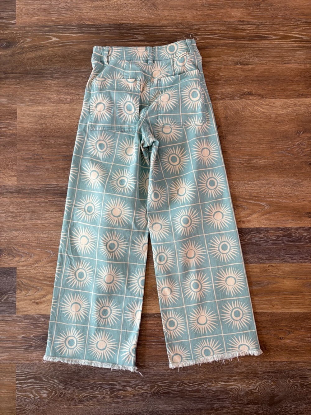 NWOT  Billabong Free fall Print Wide Leg Twill Pants in misty blue size 26 - Picture 7 of 11